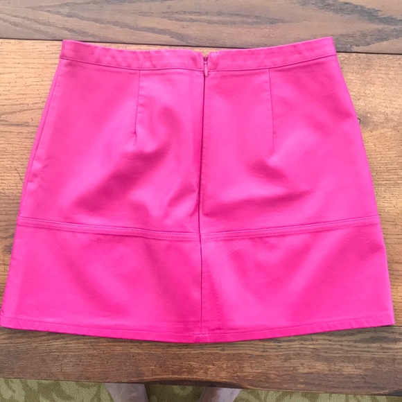 🌴🌴New Look skirt🌴🌴 - Picture 2 of 5